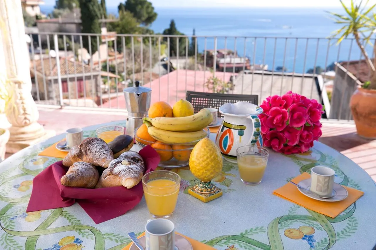 Casa Rosy Villa Taormina 0*,  Italy